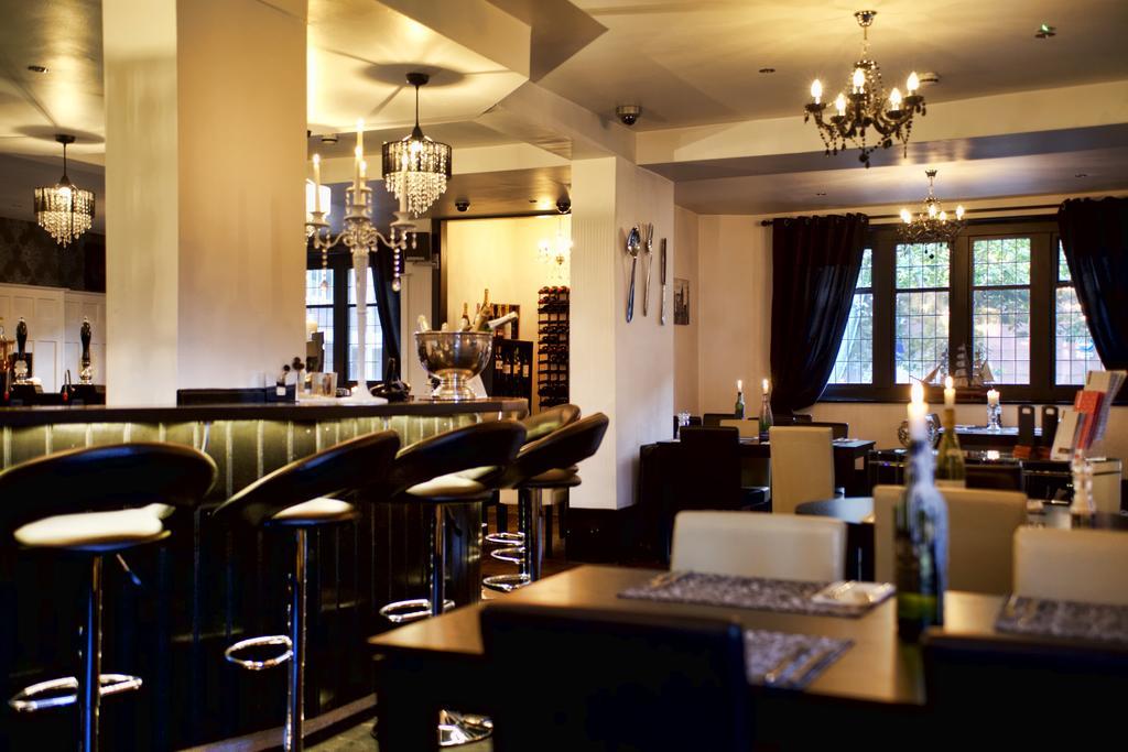 Spire View At The Galleon Restaurant Chesterfield Exterior foto